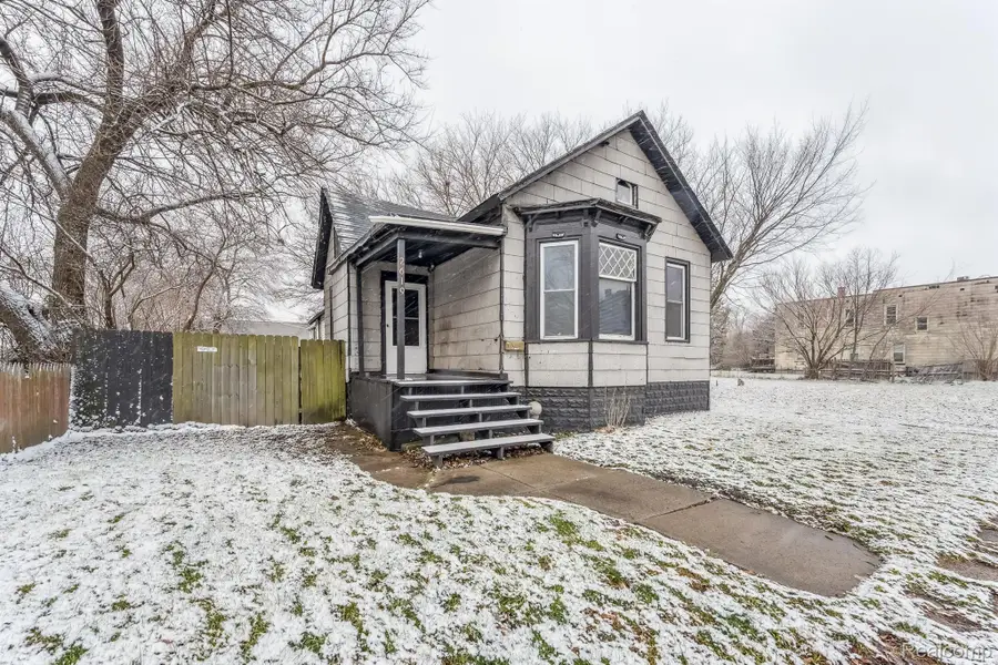 2619 WABASH ST, Detroit, MI 48216 - Image #2