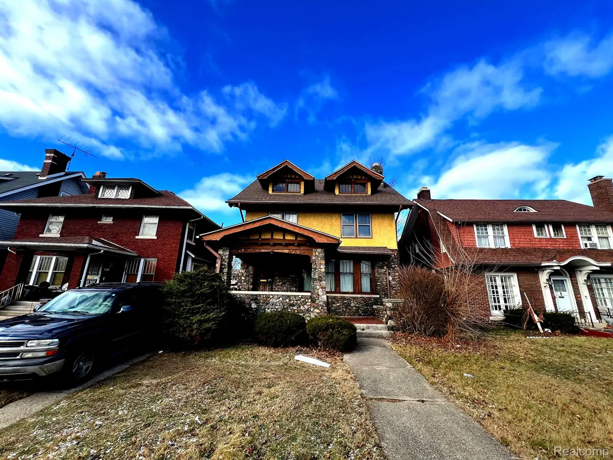 107 MCLEAN ST, Highland Park, MI 48203 - Image #1