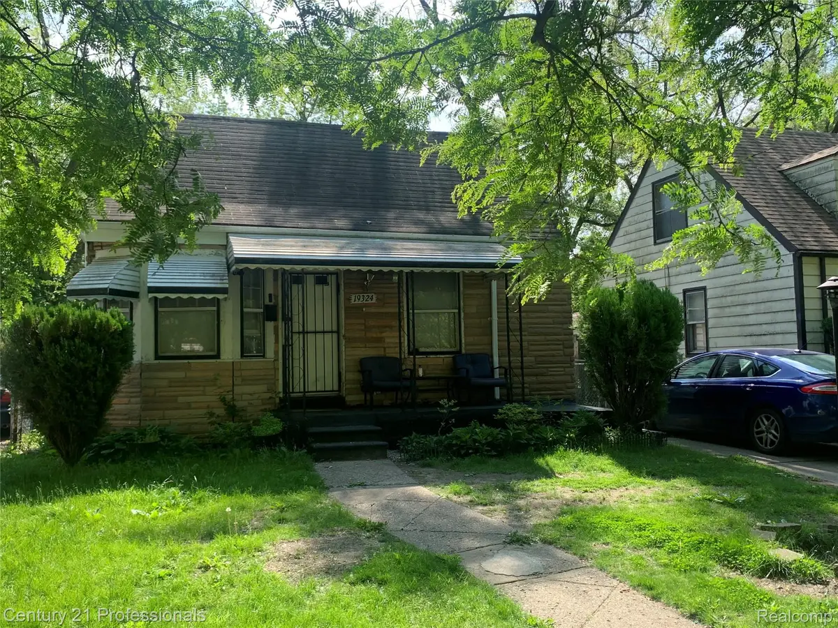 19324 ARCHDALE ST, Detroit, MI 48235 - Image #1