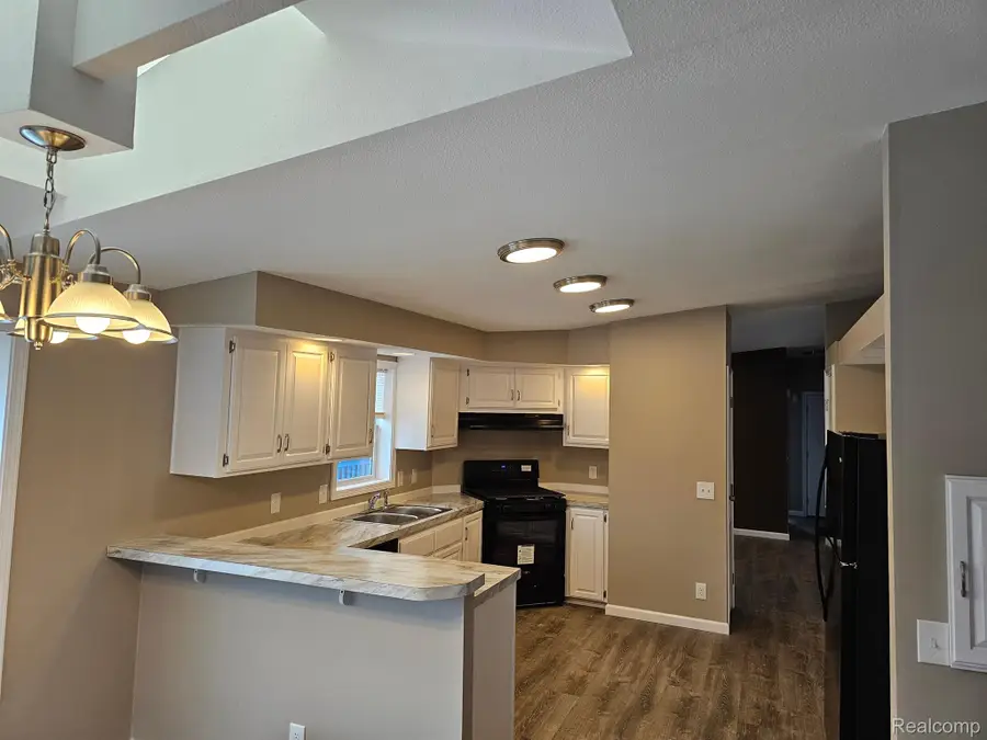 7376 Kilt DR, Alma, MI 48801 - Image #2