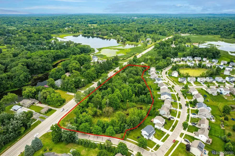 2436 Ortonville RD, Ortonville, MI 48462 - Image #3