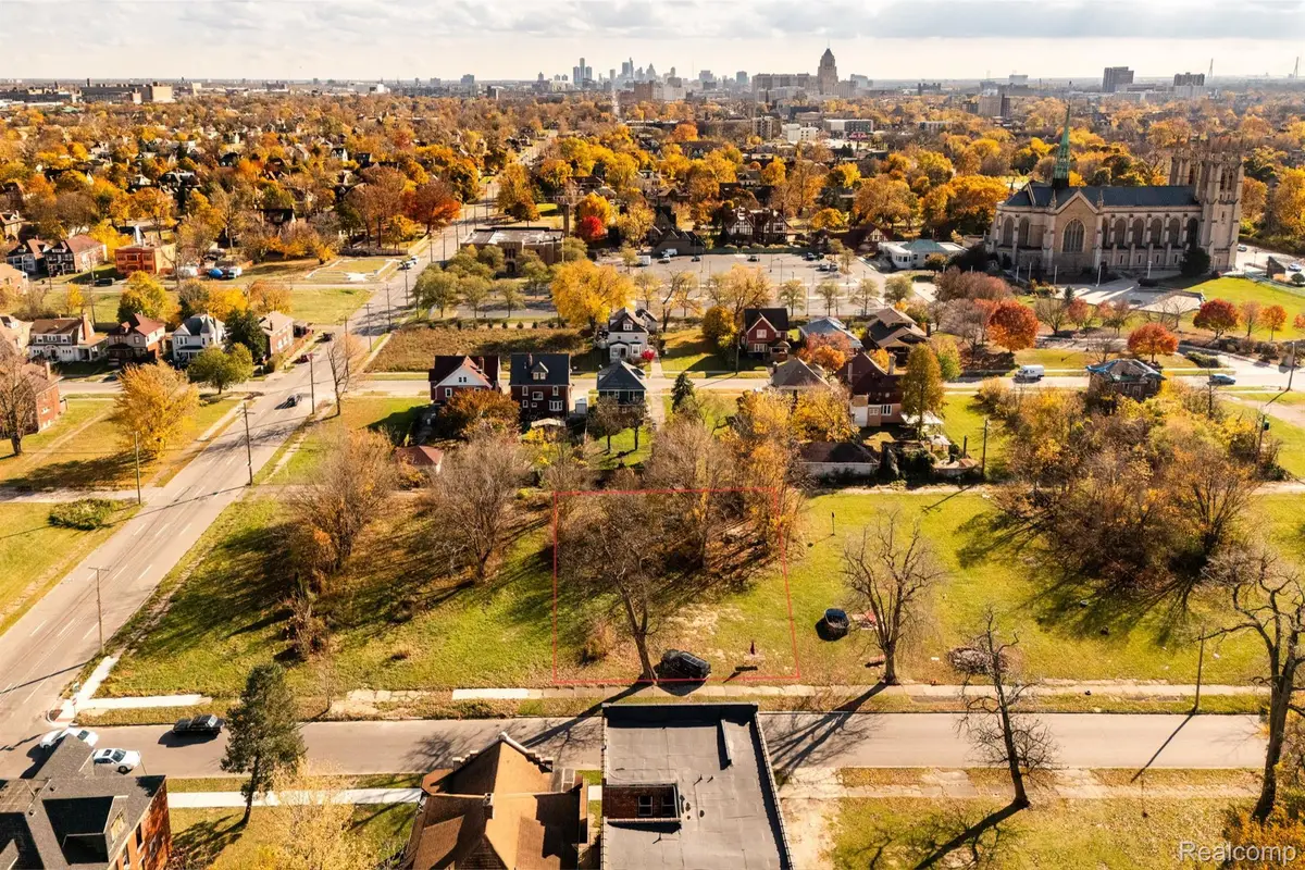 126 HARMON ST, Detroit, MI 48202 - Image #1