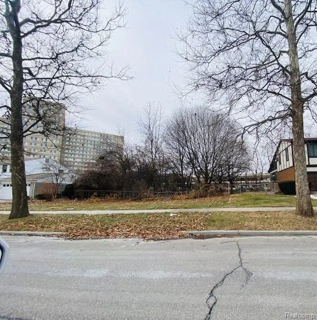 419 FISKE DR, Detroit, MI 48214 - Image #1