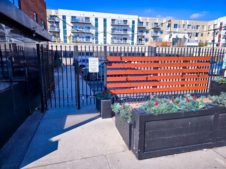 3100  WOODWARD AVE #205, Detroit, MI 48201 - Image #2