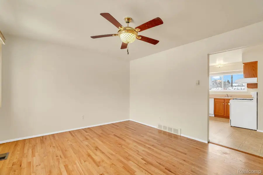 3101 Elstead Street, Auburn Hills, MI 48326 - Image #3