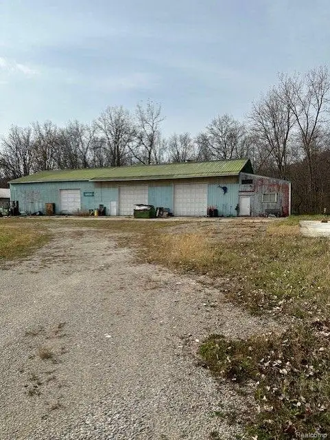 8438 JORDAN RD, Atlas, MI 48439 - Image #3