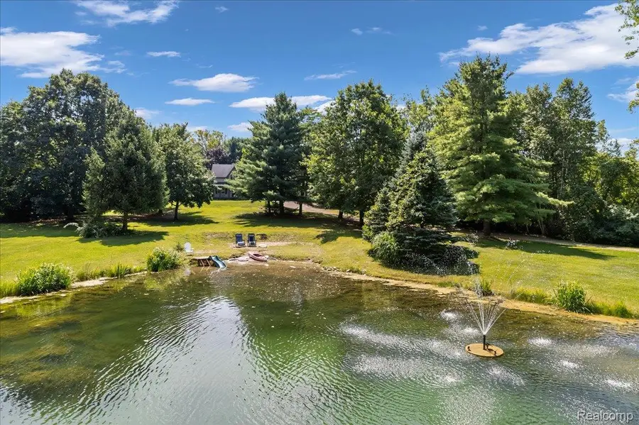 2055 BROKER RD, Lapeer, MI 48446 - Image #3