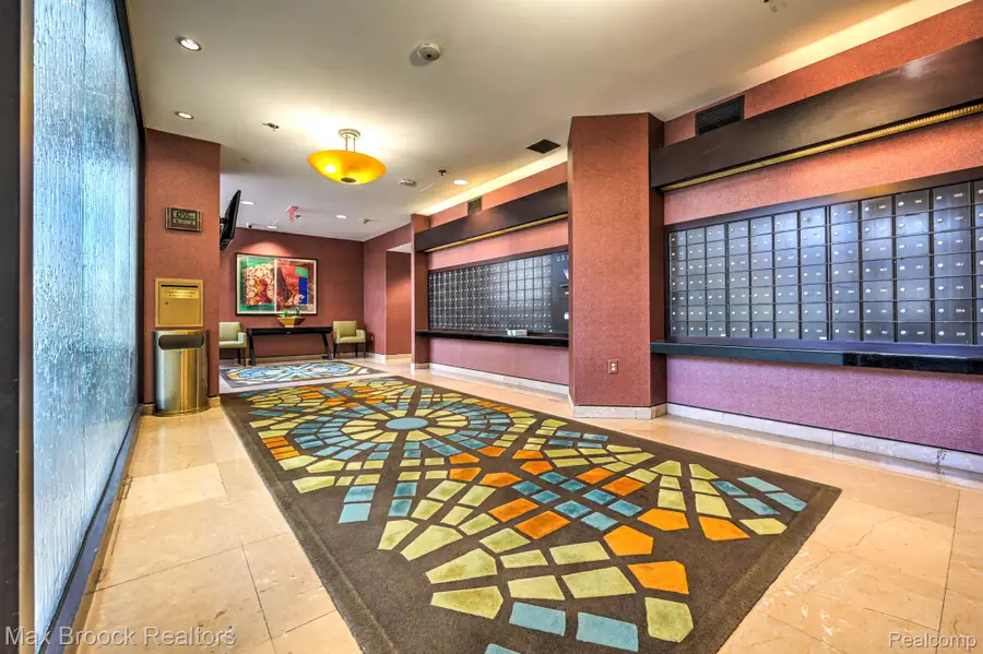 300 Riverfront  DR 13D, Detroit, MI 48226 - Image #3