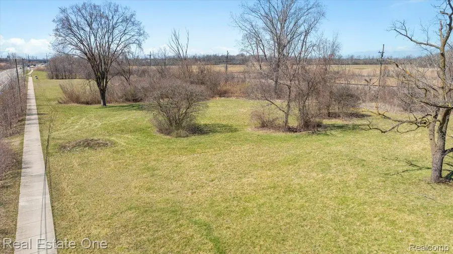 0 VAN HORN, Woodhaven, MI 48183 - Image #2