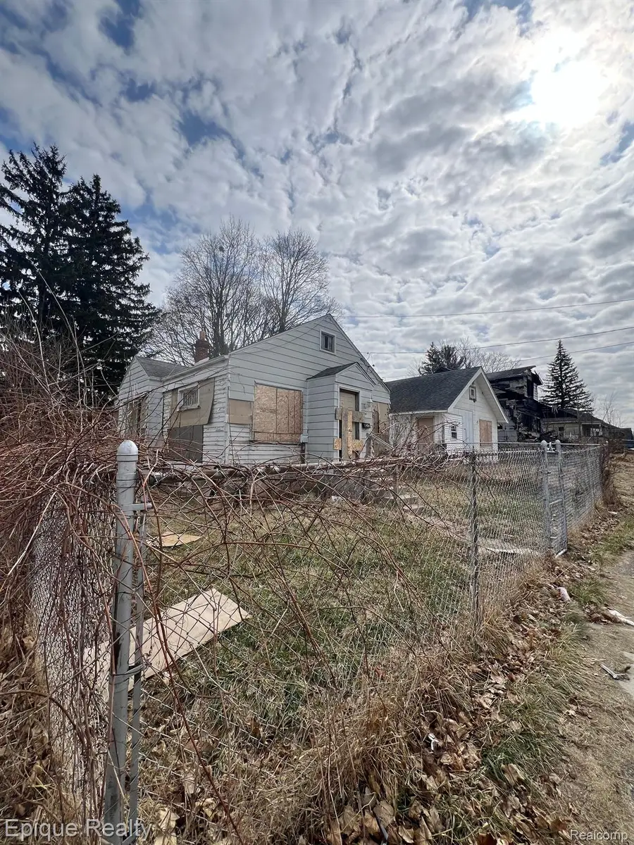 1622 ARLINGTON AVE, Flint, MI 48506 - Image #2