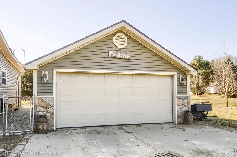 5079 JEFFERSON RD, North Branch Township, MI 48461 - Image #3