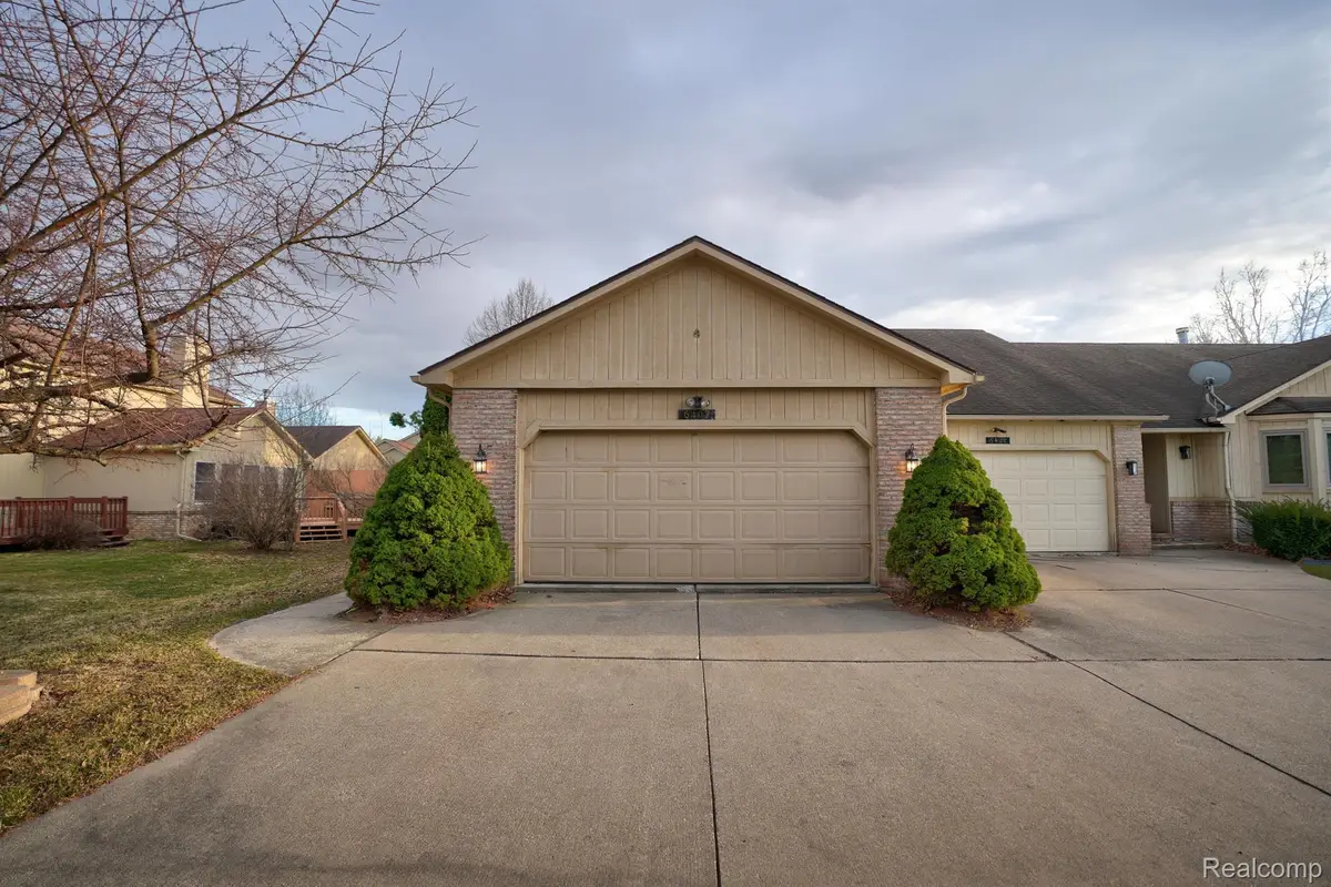 6407  Beecher  RD, Flint, MI 48532 - Image #1