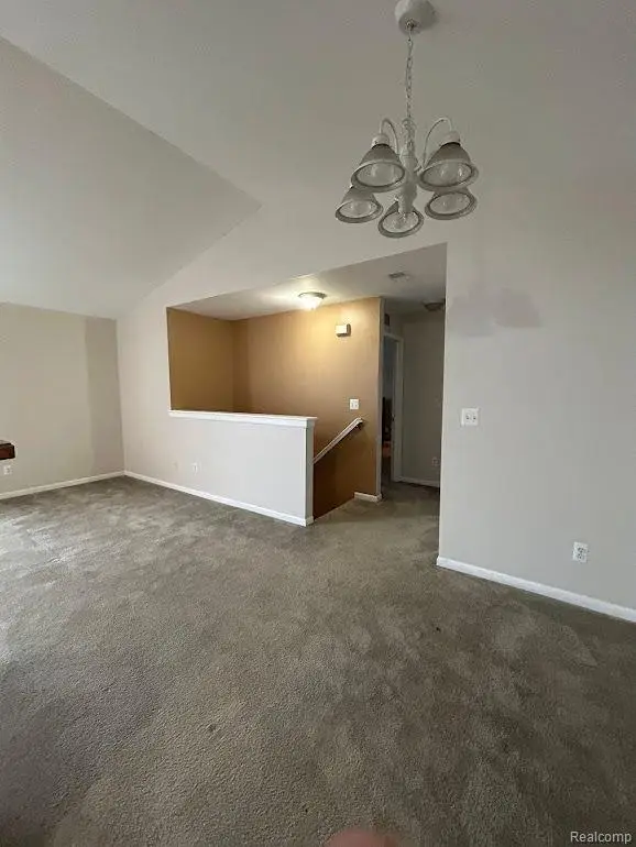 20039 Hidden Oaks Drive, Trenton, MI 48183 - #2