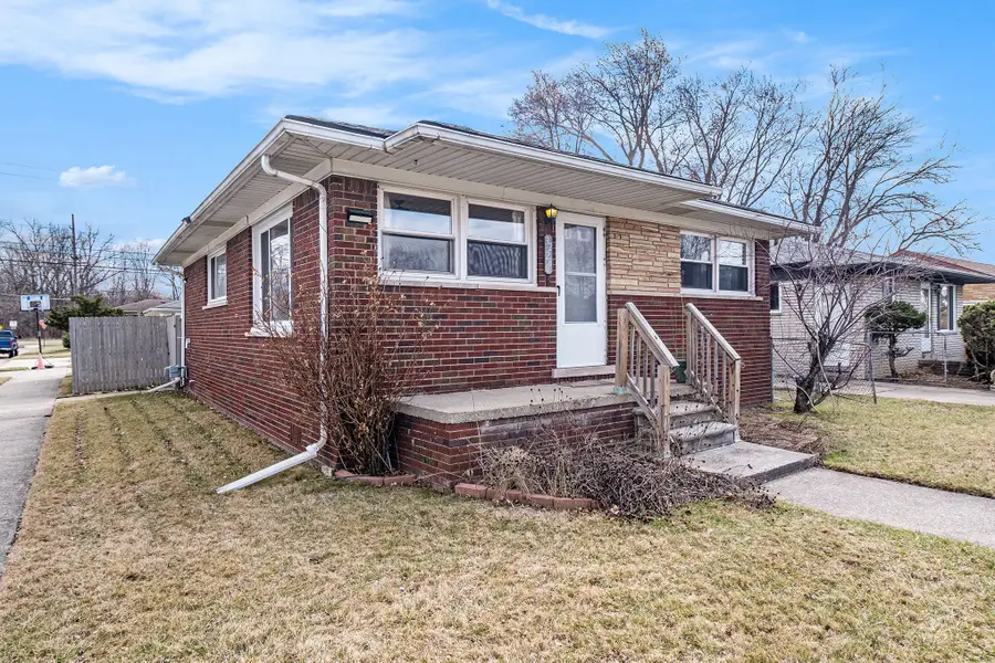 32260 Linderman AVE, Warren, MI 48093 - Image #3