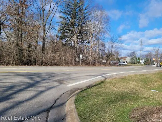 0000 UNION LAKE ROAD, White Lake, MI 48386 - Image #3