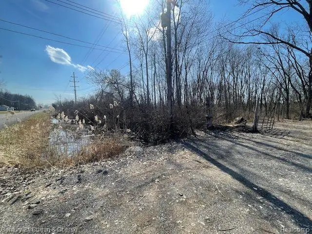 VACANAT WAHRMAN, Romulus, MI 48174 - Image #2