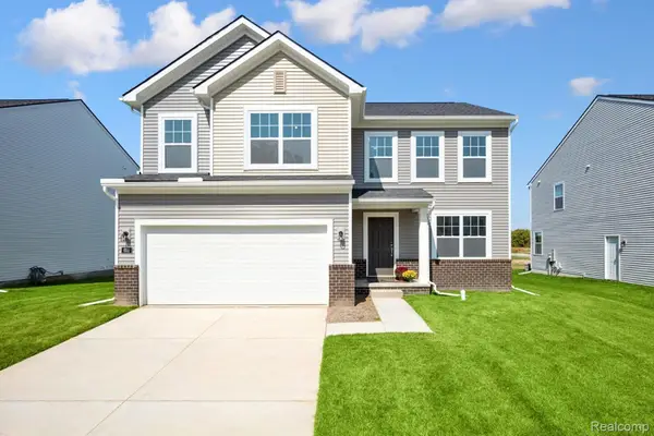 651 Countryside DR, Chelsea, MI 48118