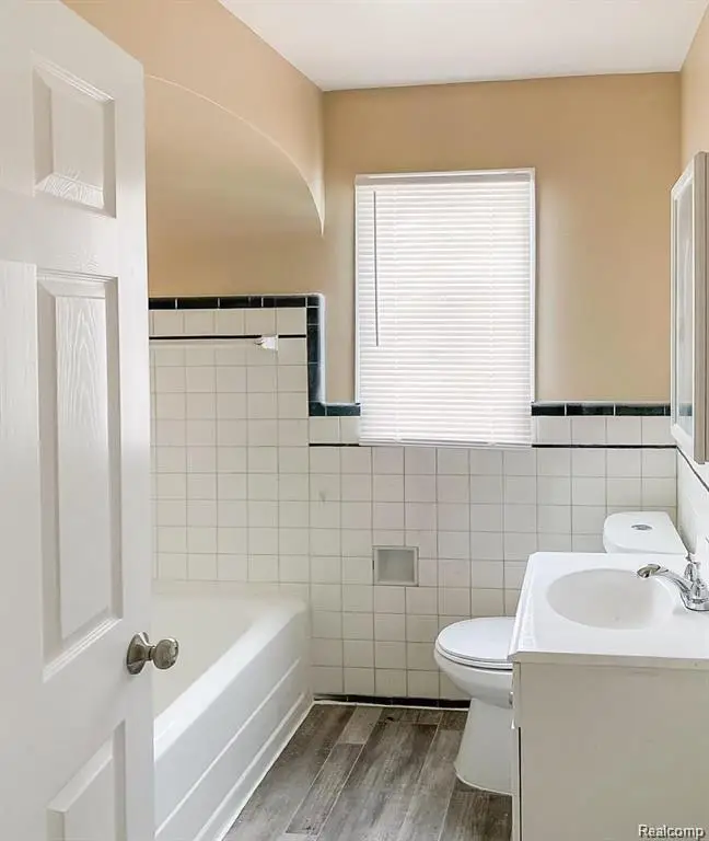 9154 WAYBURN ST, Detroit, MI 48224 - Image #3
