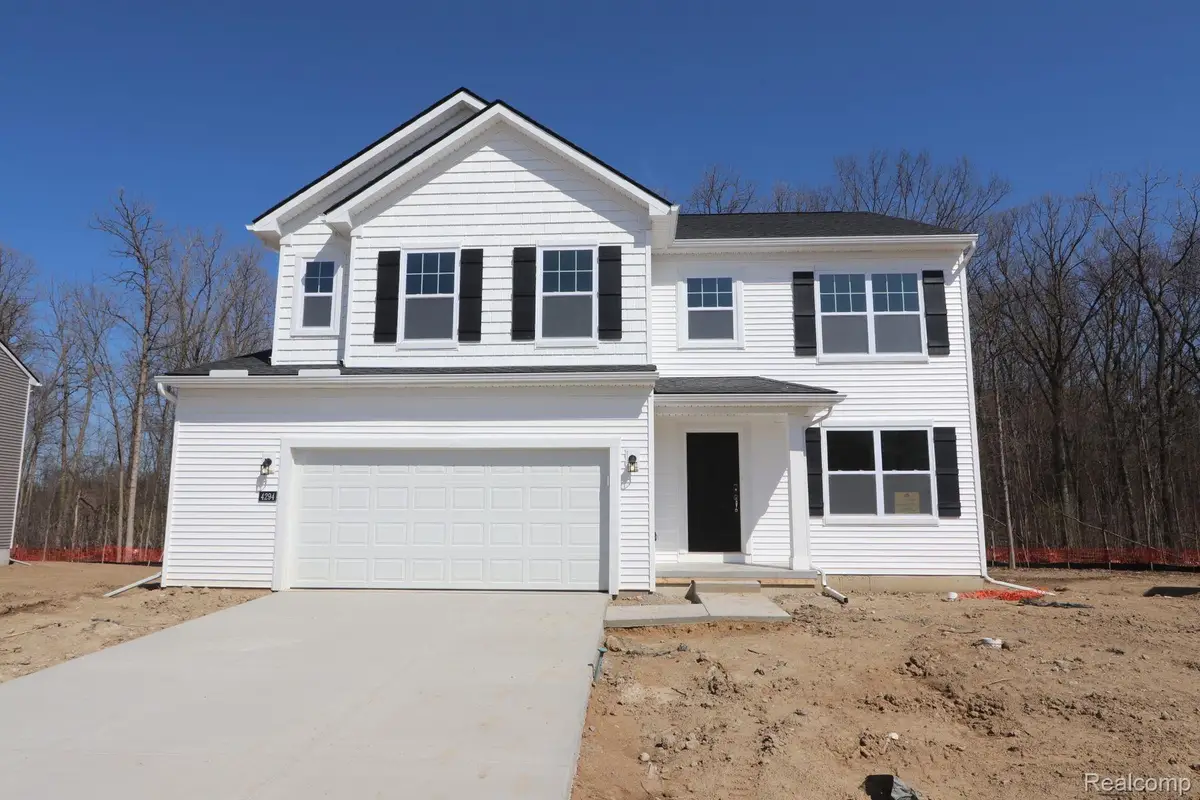4294 Oak Street, Grand Blanc Charter Township, MI 48439 - Image #1