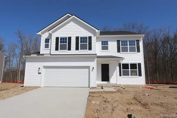 4294 Oak Street, GrandBlanc, MI 48439