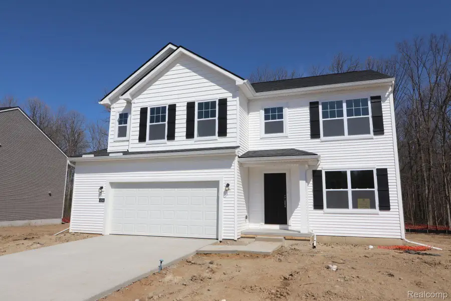 4294 Oak Street, Grand Blanc Charter Township, MI 48439 - Image #2