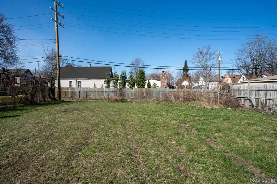 1317 LAWNDALE ST, Detroit, MI 48209 - Image #2