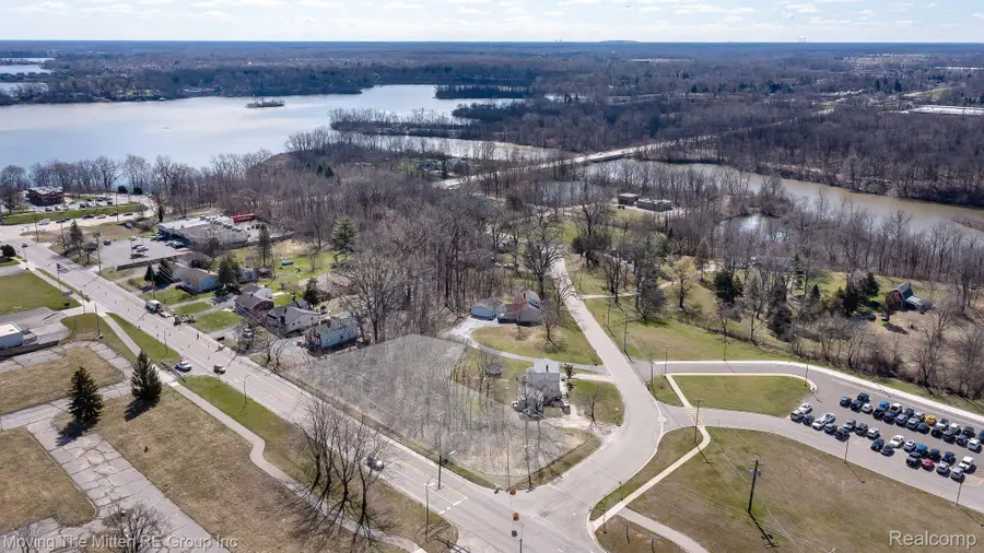 3208 GROVE RD, Ypsilanti, MI 48198 - Image #3