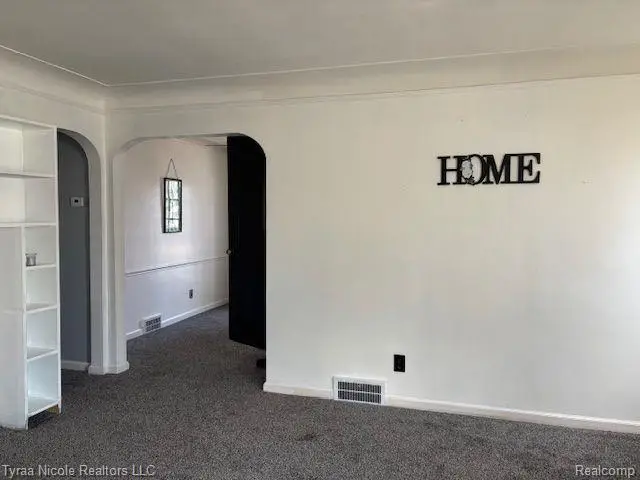 5940 CADIEUX RD, Detroit, MI 48224 - Image #3