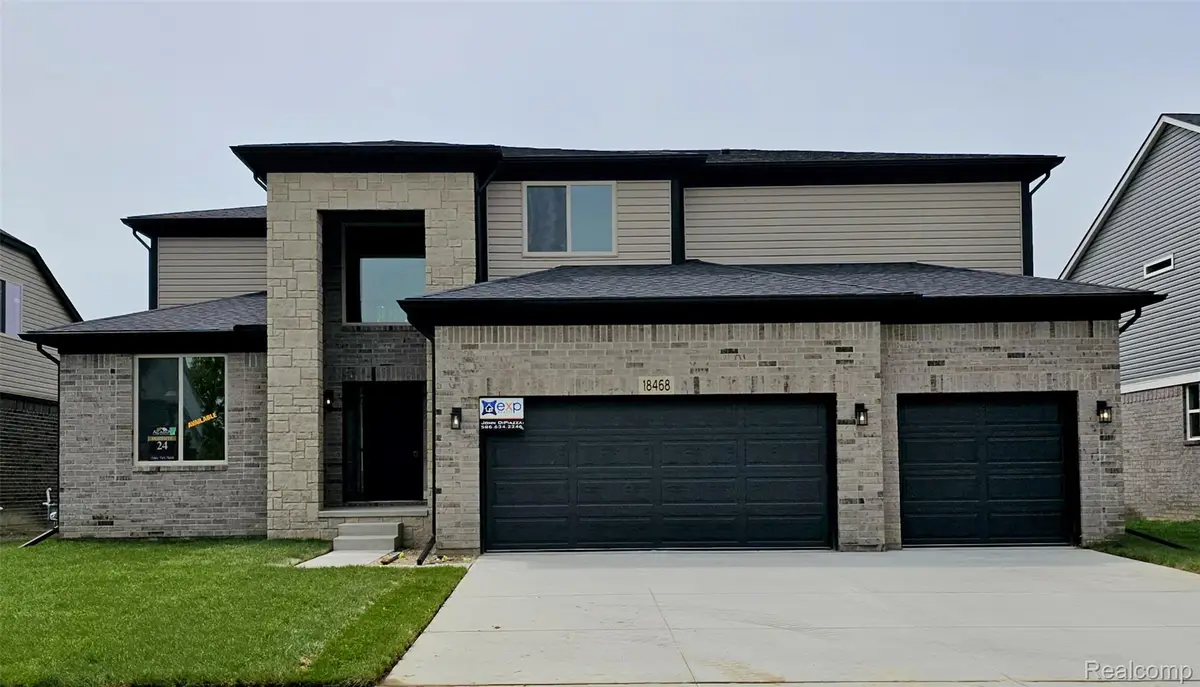 18468 STALLMANN DR, Macomb, MI 48042 - Image #1