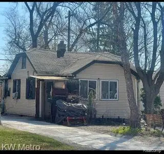 28530 FAIRFAX ST, Southfield, MI 48076 - Image #1