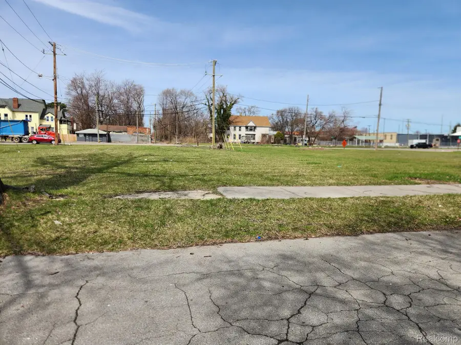 6333 WATERLOO ST, Detroit, MI 48207 - Image #2