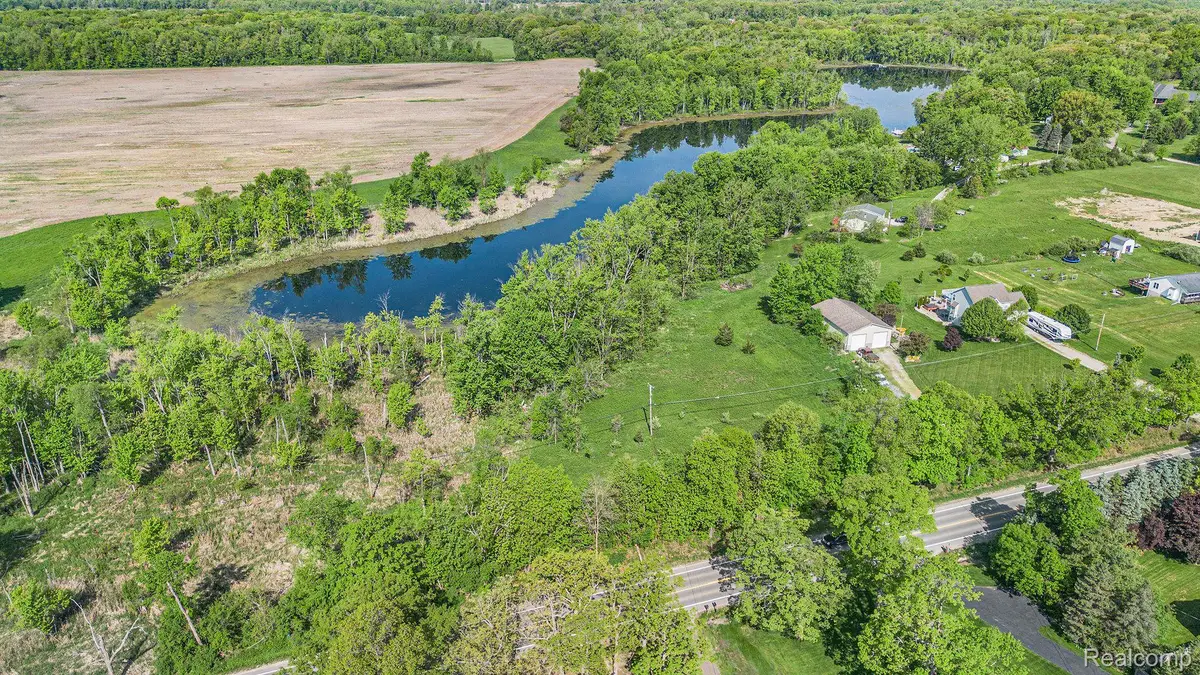 D N Holly RD, Holly, MI 48442 - Image #1