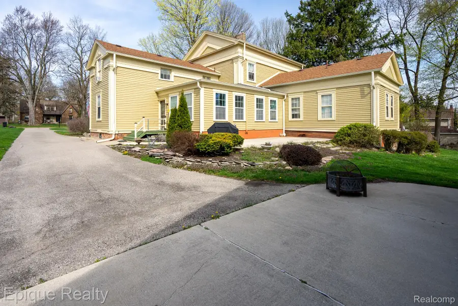 117 Bradley ST, Romeo, MI 48065 - Image #3