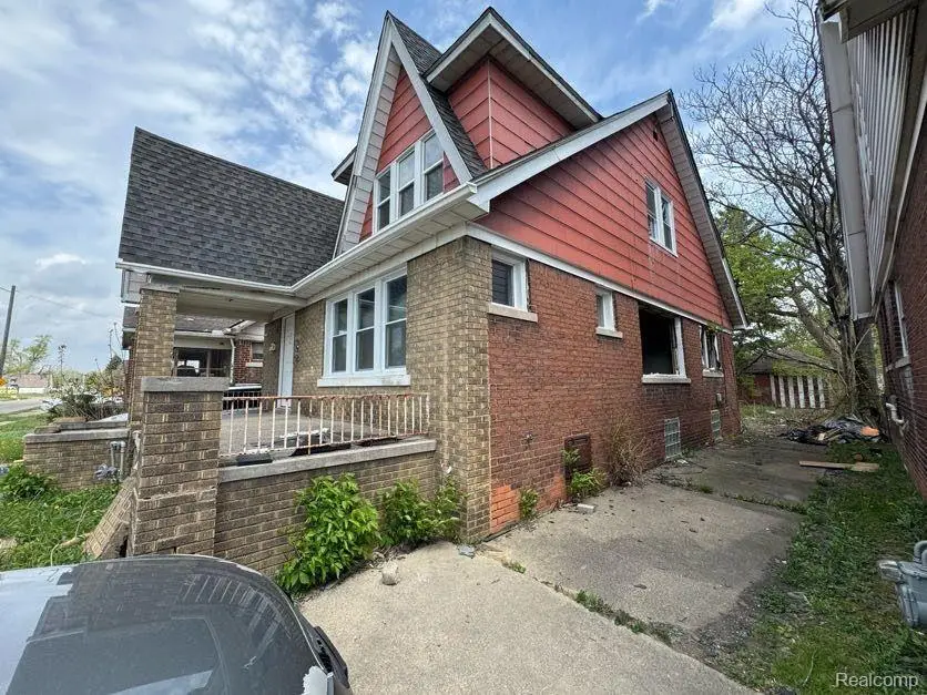 19552 PELKEY ST, Detroit, MI 48205 - Image #2