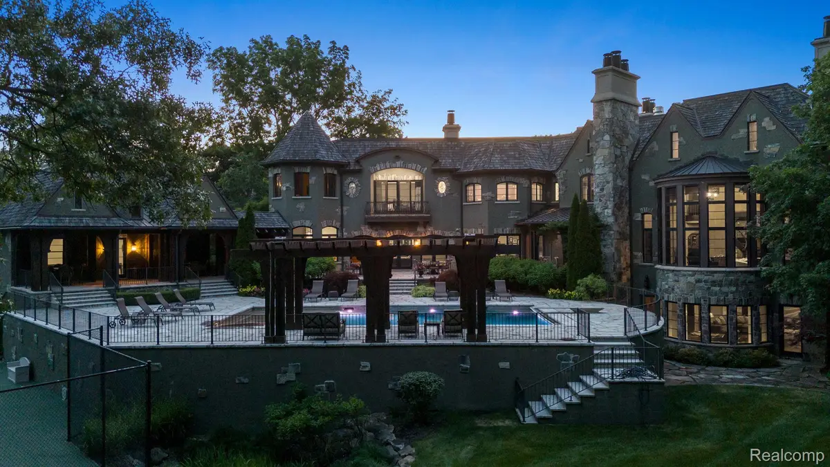 26565 SCENIC, Franklin, MI 48025 - Image #1