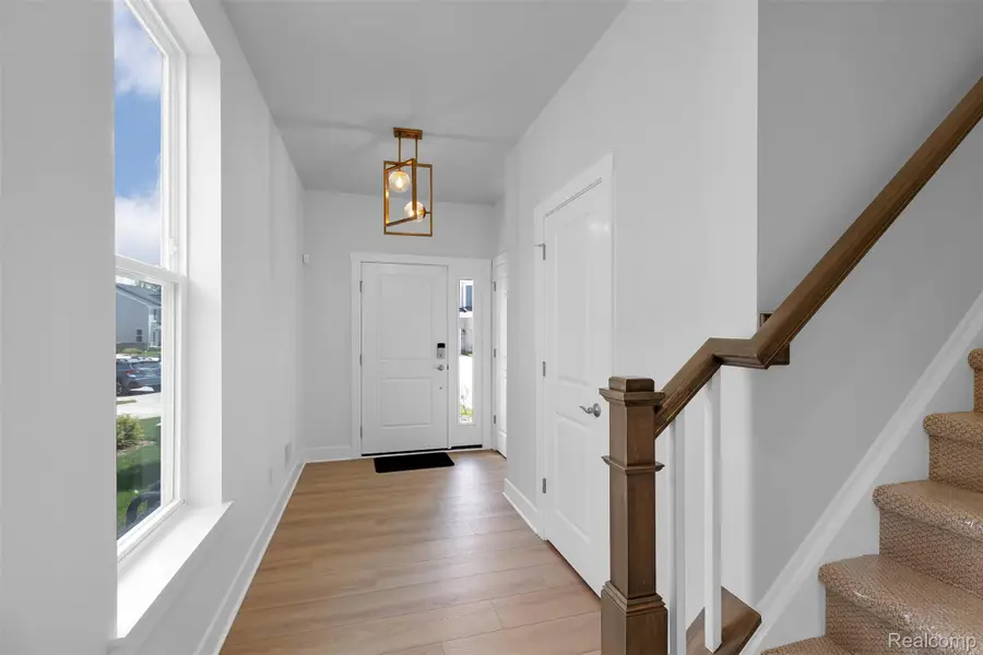 5340 Trail Vista DR, West Bloomfield, MI 48323 - Image #3