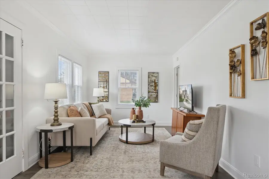 224 N HEWITT RD, Ypsilanti, MI 48197 - Image #3