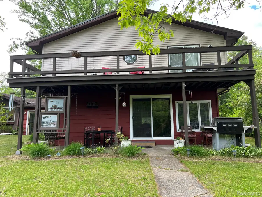 4564 WILDWOOD RD, Alger, MI 48610 - Image #2