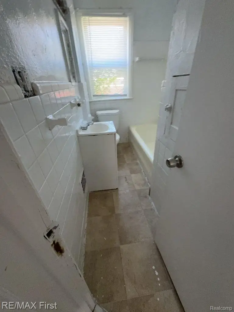 14974 SUSSEX ST, Detroit, MI 48227 - Image #2