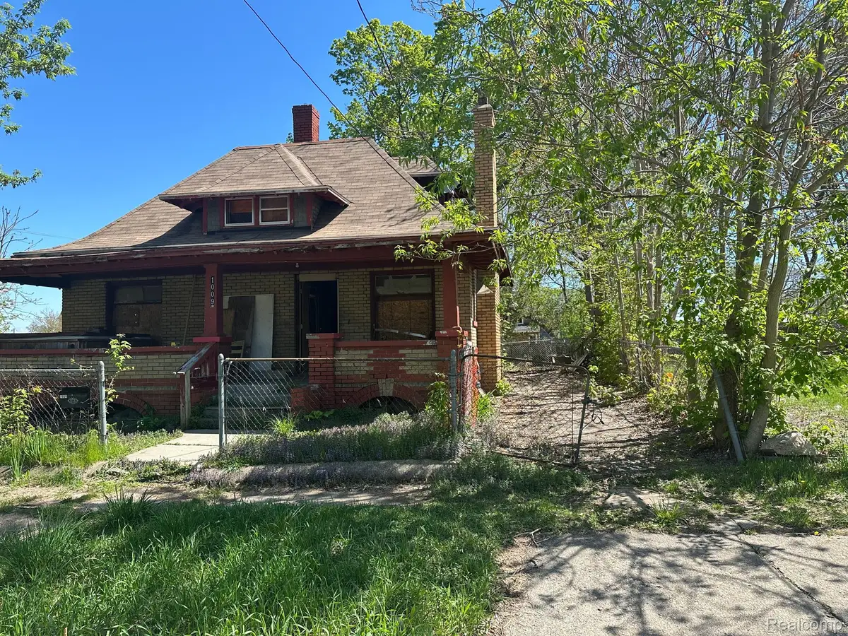 1009 Oak Street, Flint, MI 48503 - Image #1