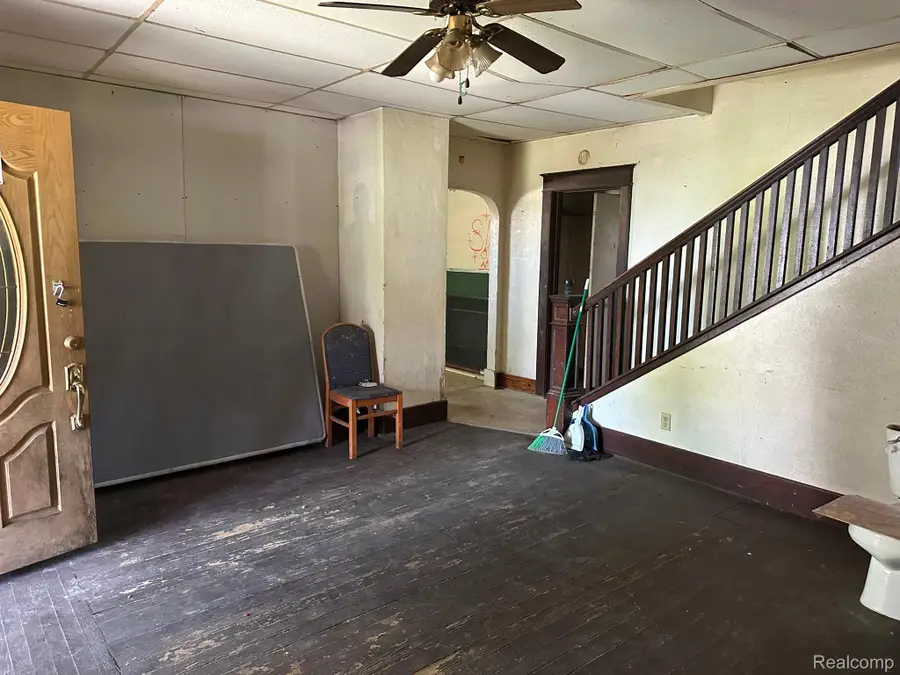 1009 Oak Street, Flint, MI 48503 - Image #3