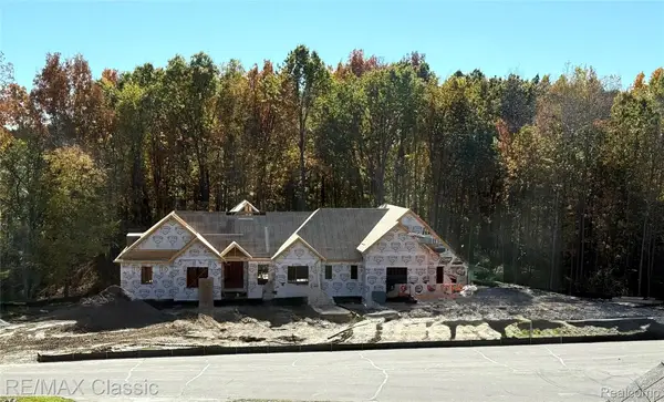 815 N MILFORD RD, Milford, MI 48381