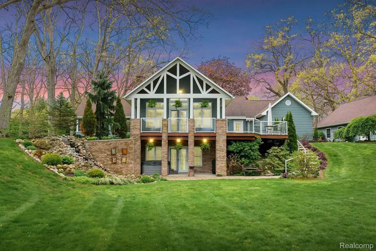 46132 86th Avenue, Decatur, MI 49045 - Image #1