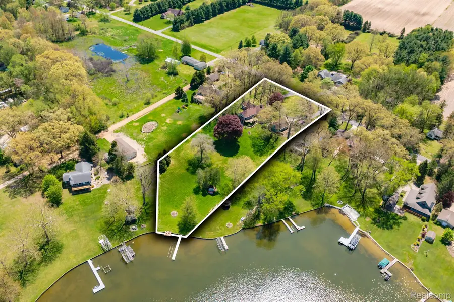 46132 86th Avenue, Decatur, MI 49045 - Image #2