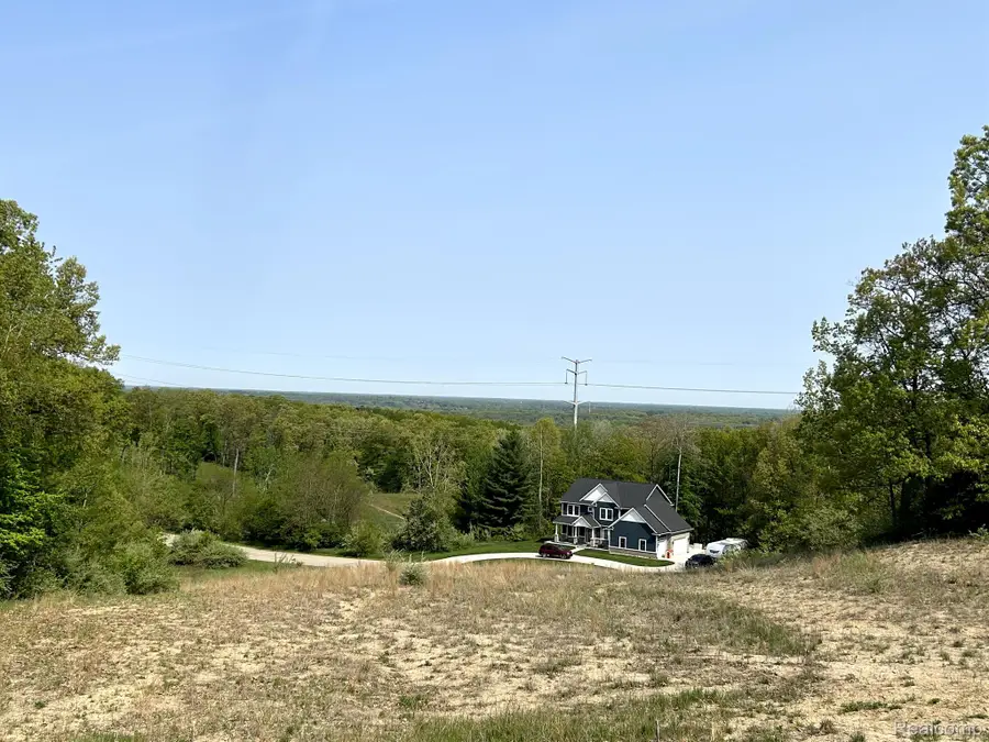 20 Grand Summit Drive, Fenton, MI 48430 - #3