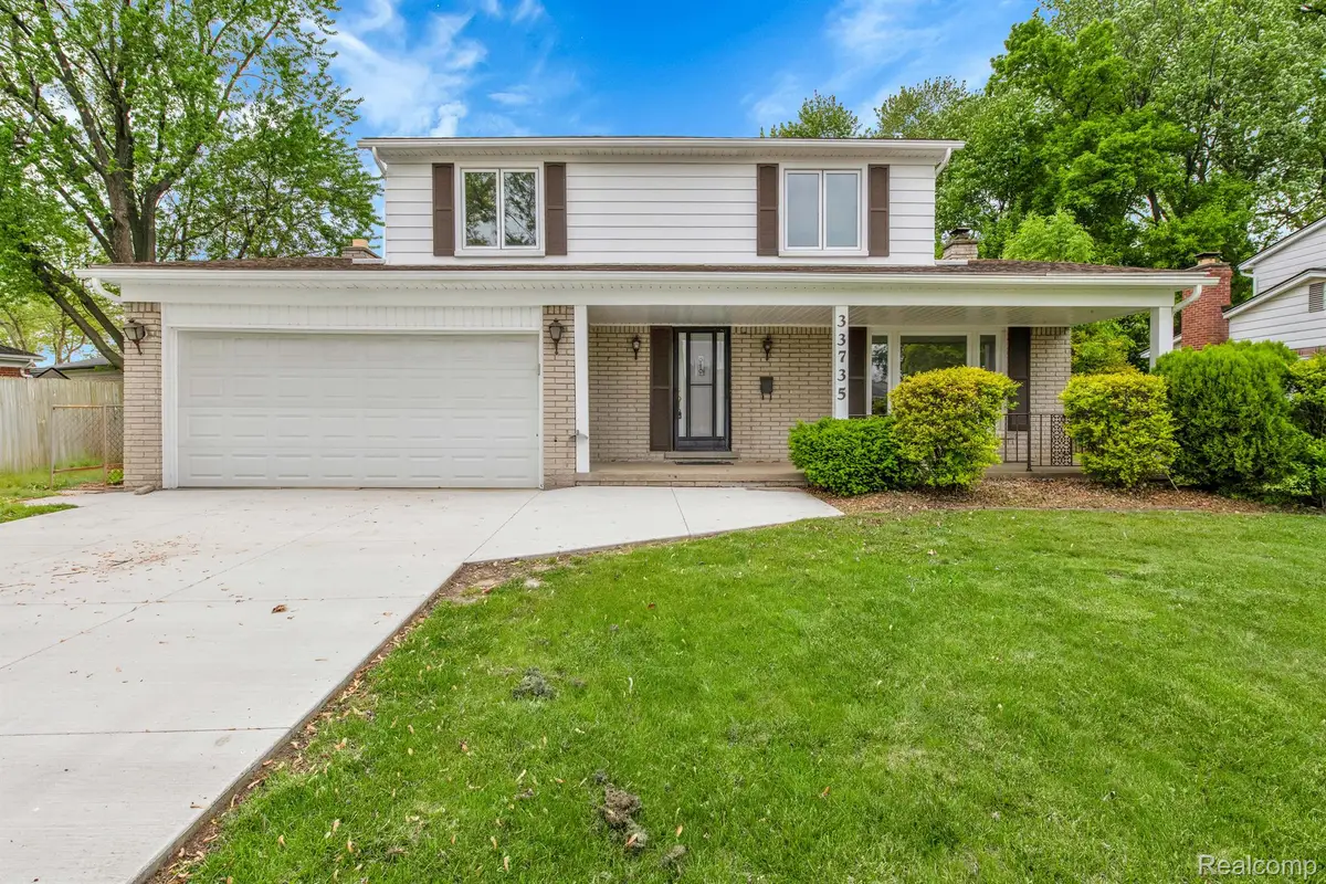 33735 KENNEDY DR, Sterling Heights, MI 48310 - #1