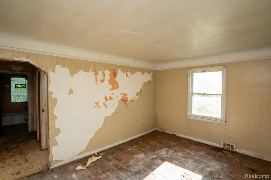 15693 LIBERAL ST, Detroit, MI 48205 - Image #3