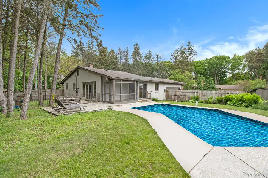 7831 Caberfae Trail, Clarkston, MI 48348 - Image #2