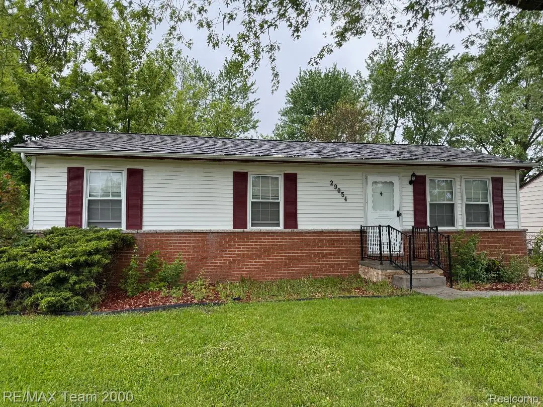 29054 Burning Tree Lane, Romulus, MI 48174 - Image #1