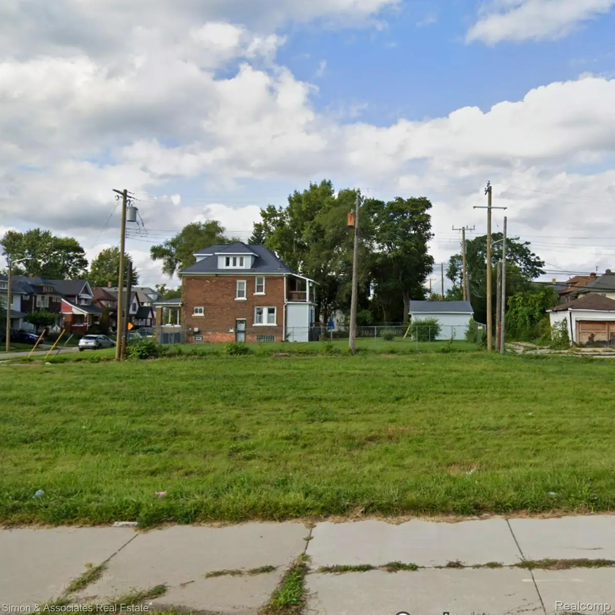 7018 W Warren Avenue, Detroit, MI 48210 - Image #1